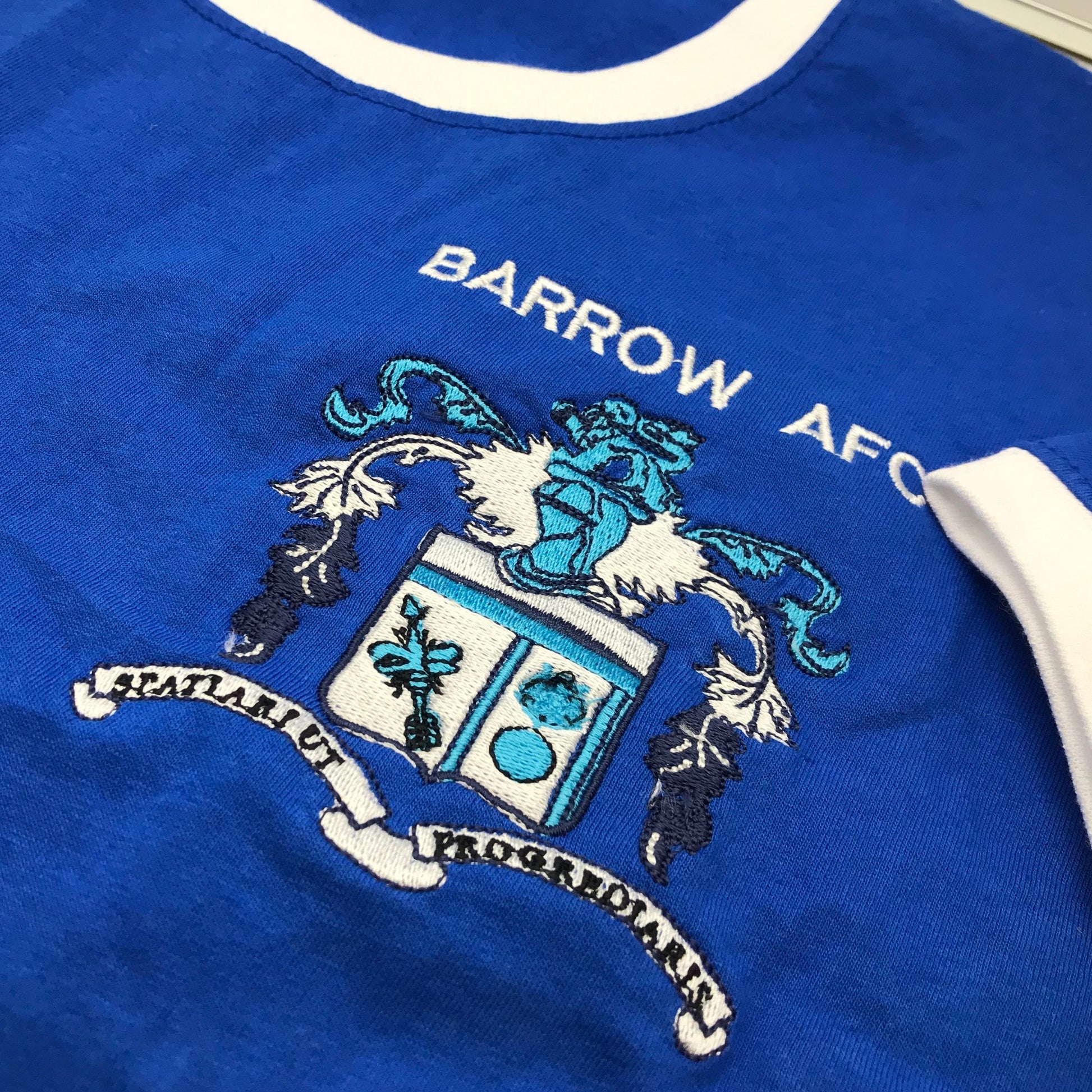 Retro Barrow Shirt